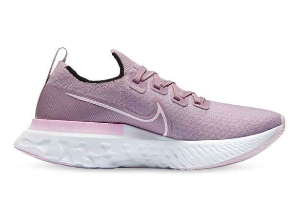 nike womens running shoes