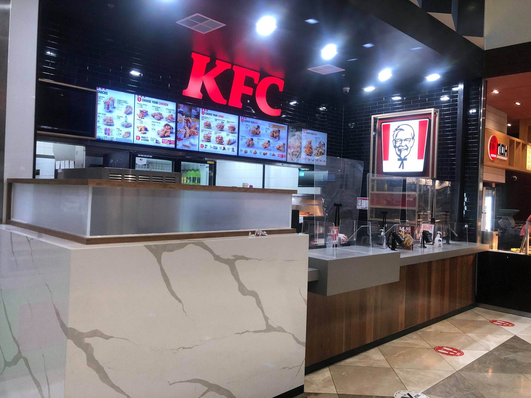 pacific werribee december 2020 kfc foodcourt