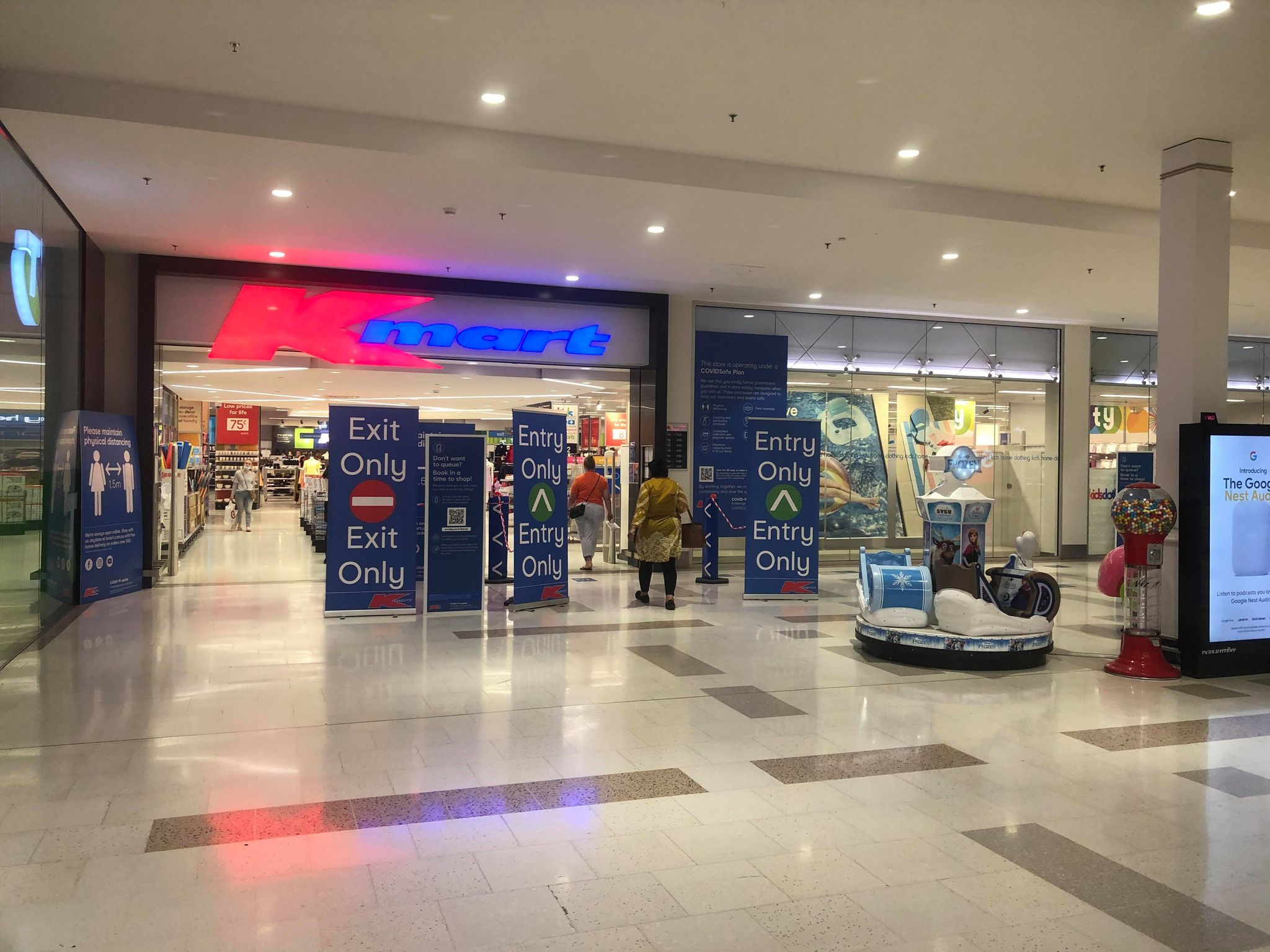 pacific werribee december 2020 kmart main entrance