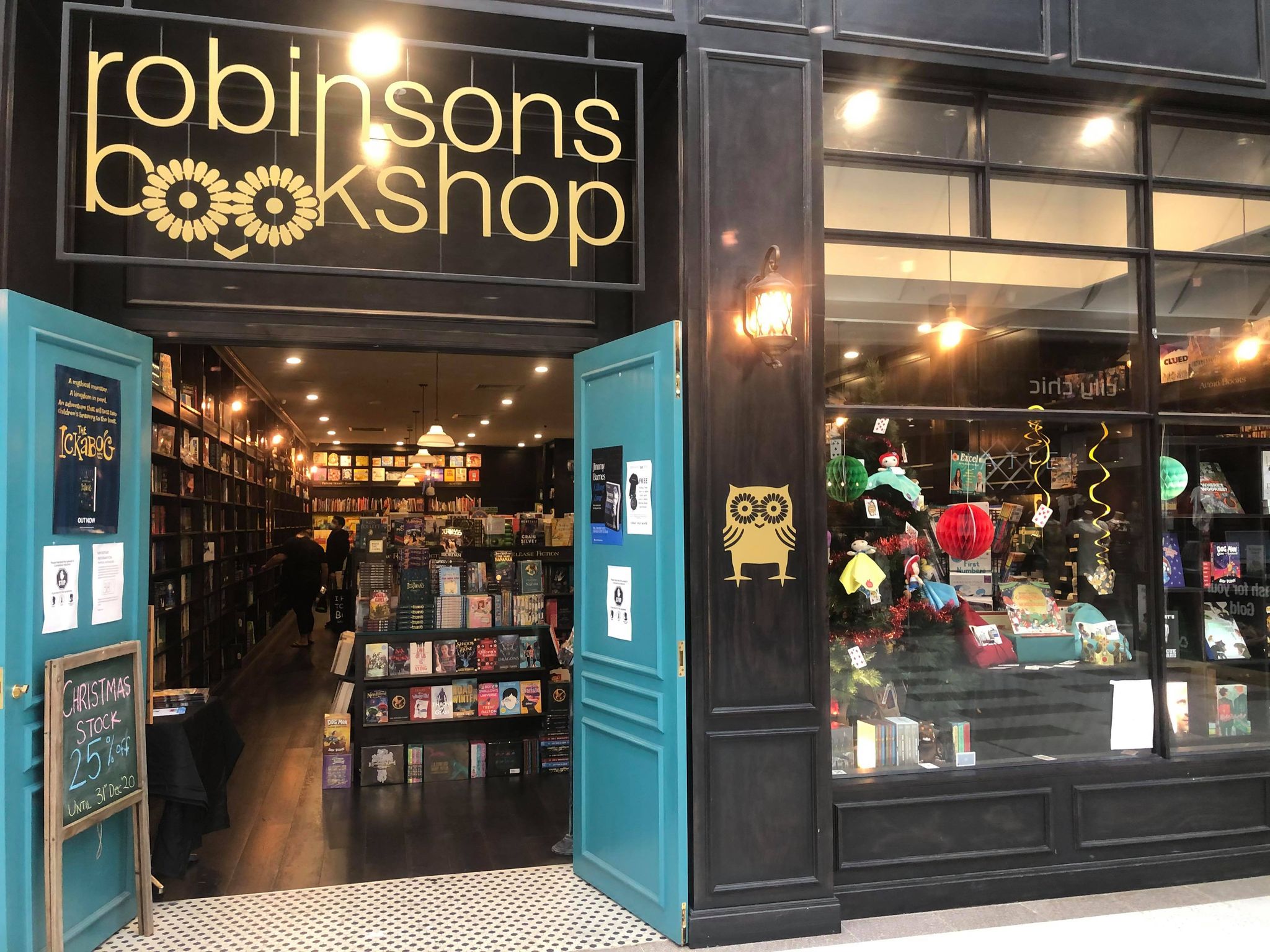 pacific werribee december 2020 robinsons bookshop