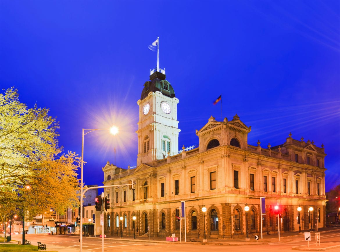 Town,Hall,In,Regional,Town,Of,Ballarat,,Victoria.,Sunrise,Agains Town,Hall,In,Regional,Town,Of,Ballarat,,Victoria.