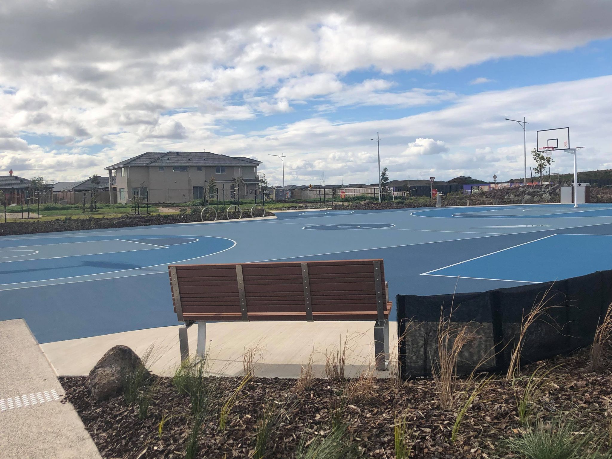 barrabool park mambourin werribee playground basketball court