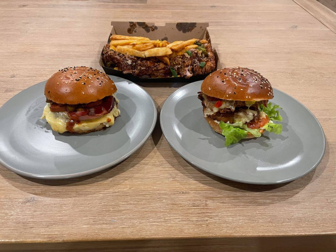 burger road best food delivery in melbourne