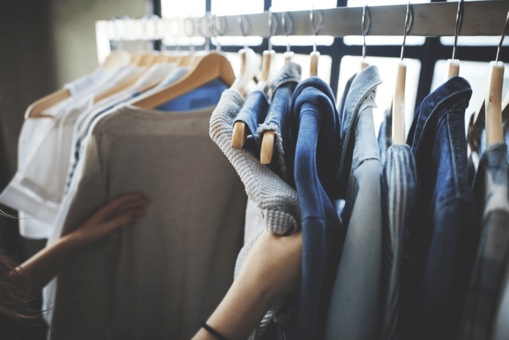 Slow Fashion Vs Fast Fashion: How To Shop More Sustainably This Year ...
