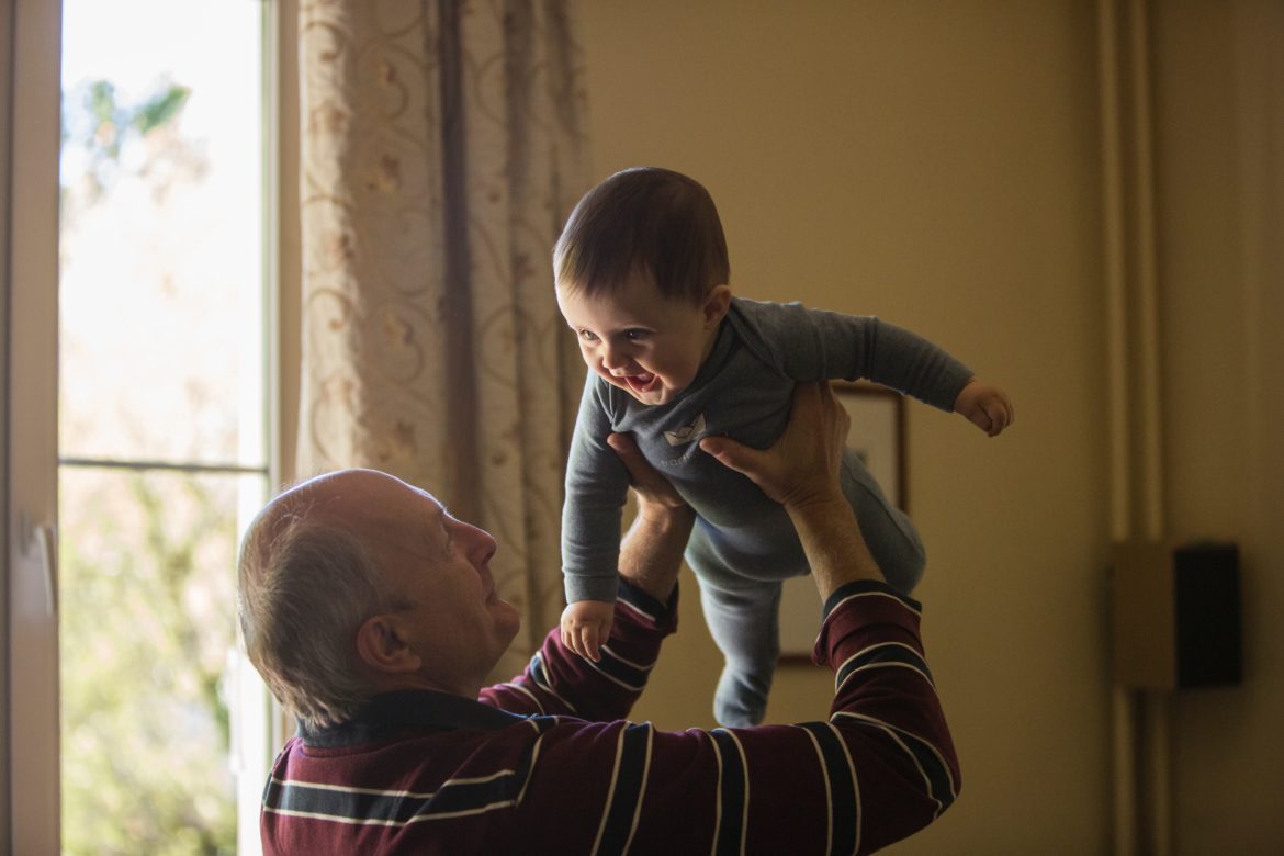 10 Benefits of Grandparent-Grandchildren Relationships 10 Benefits of Grandparent-Grandchildren Relationships