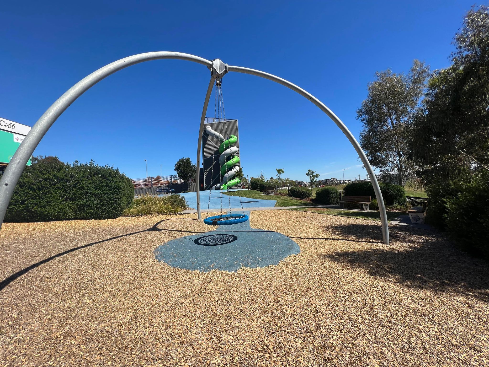 little growling cafe tarneit nest swing and slide