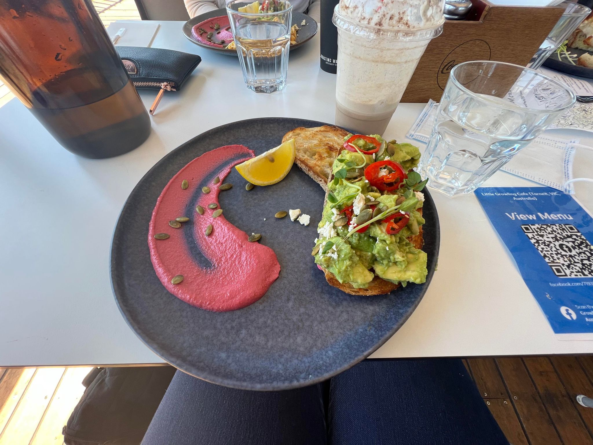 little grownling cafe smashed avocado